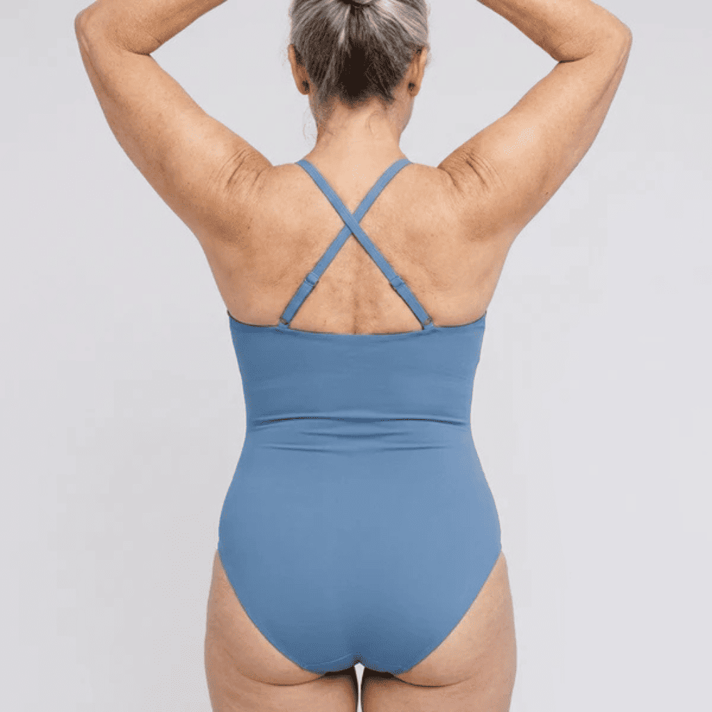 GlowSculpte™ — Redécouvrez le plaisir de vous sentir belle en maillot.
