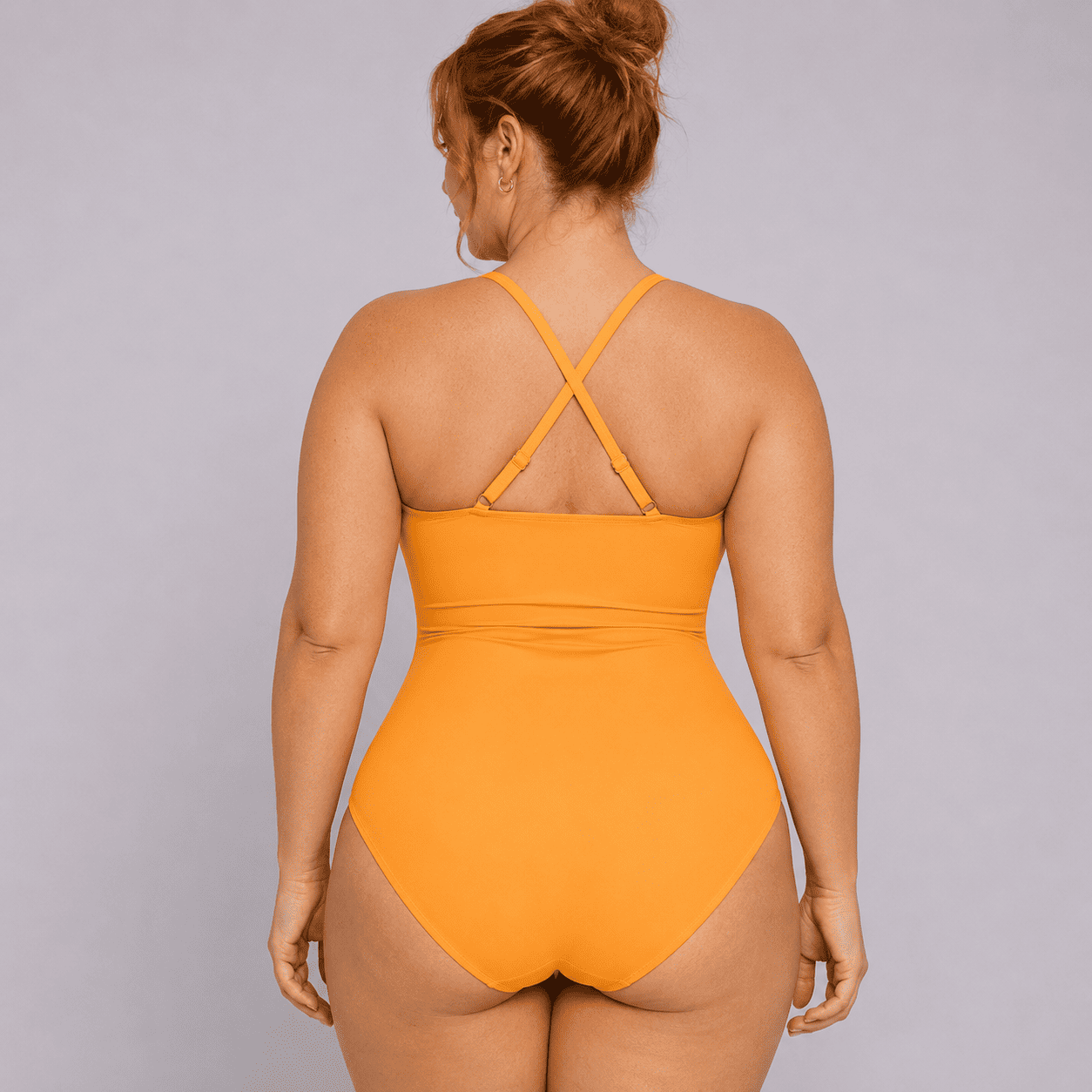 GlowSculpte™ — Redécouvrez le plaisir de vous sentir belle en maillot.
